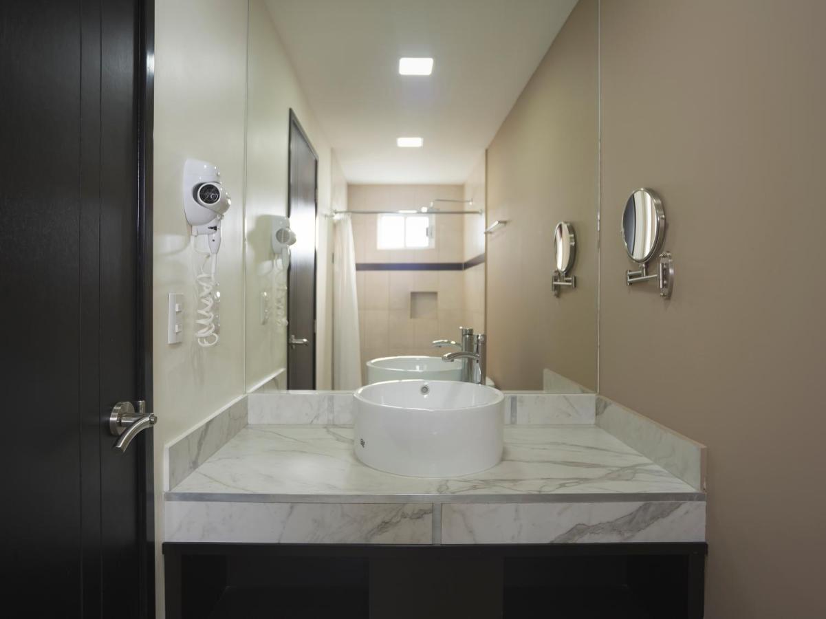 Smart Hotel Монтеррей Екстер'єр фото